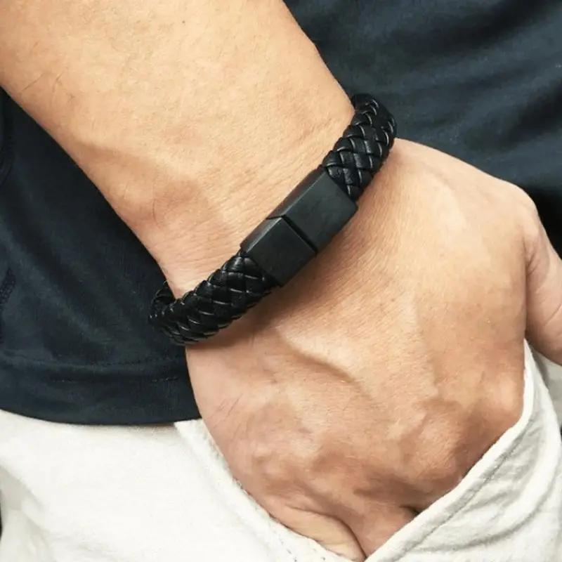 Herren PU schwarzes Armband Lederoptik Schmuck Geschenk stilvolles charmantes Herrenarmband