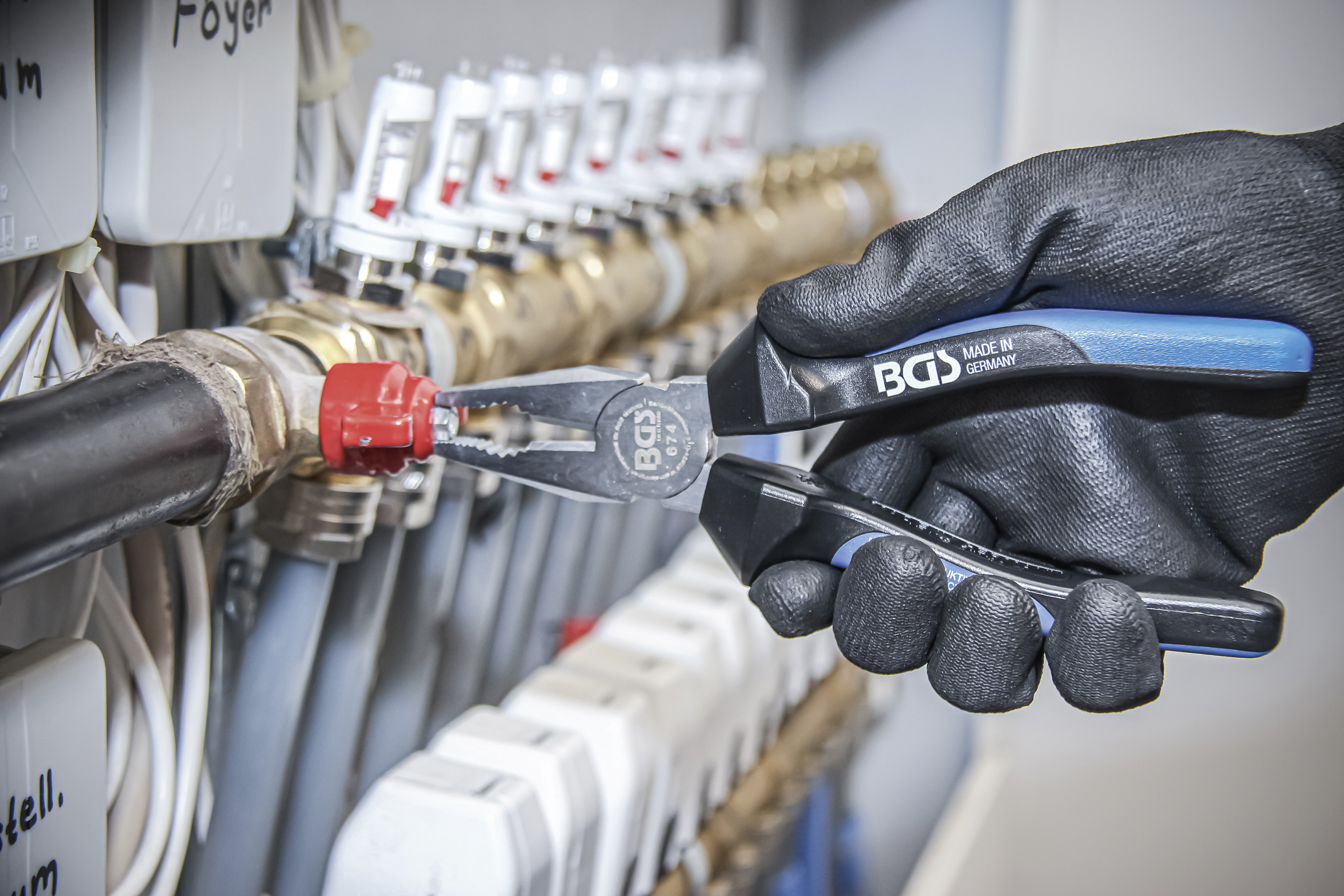 BGS Kombizange | mit Facette und Schneider | 180 mm