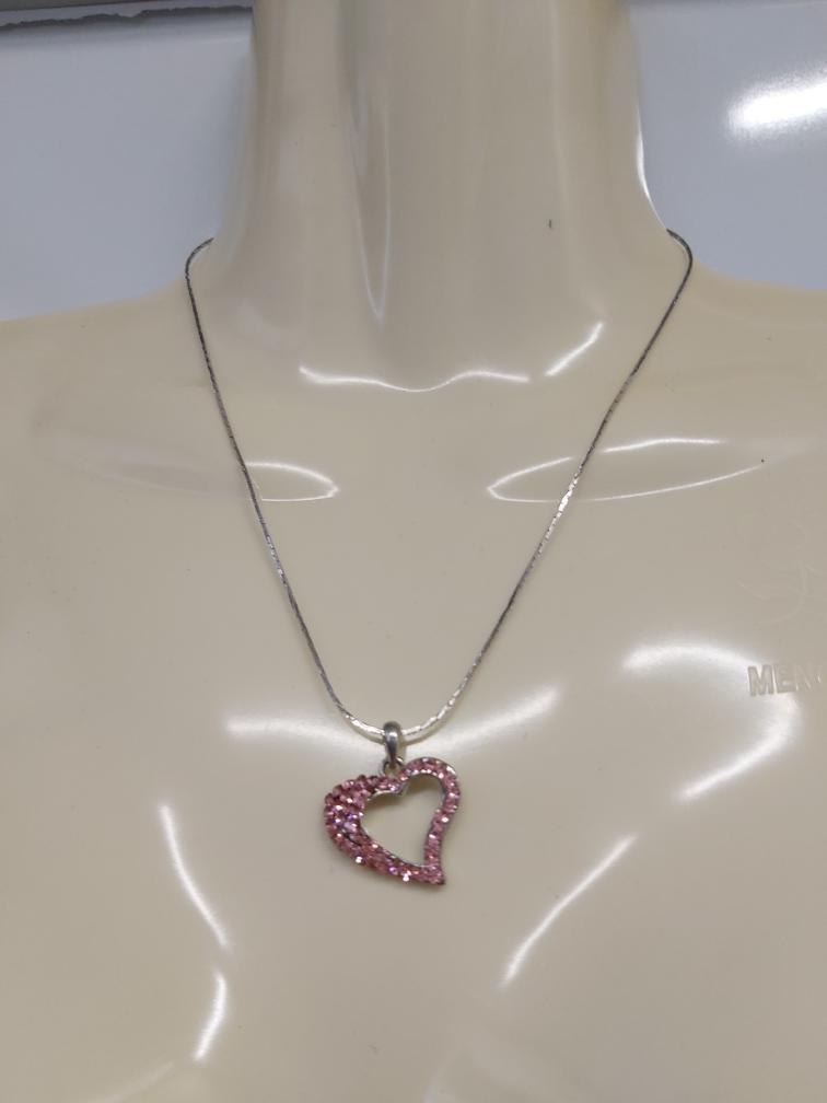 Halskette mit Anhänger Herz Valentinstag Abverkauf