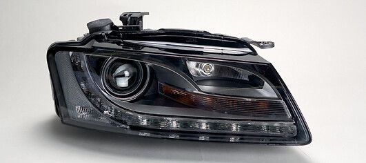 Hauptscheinwerfer