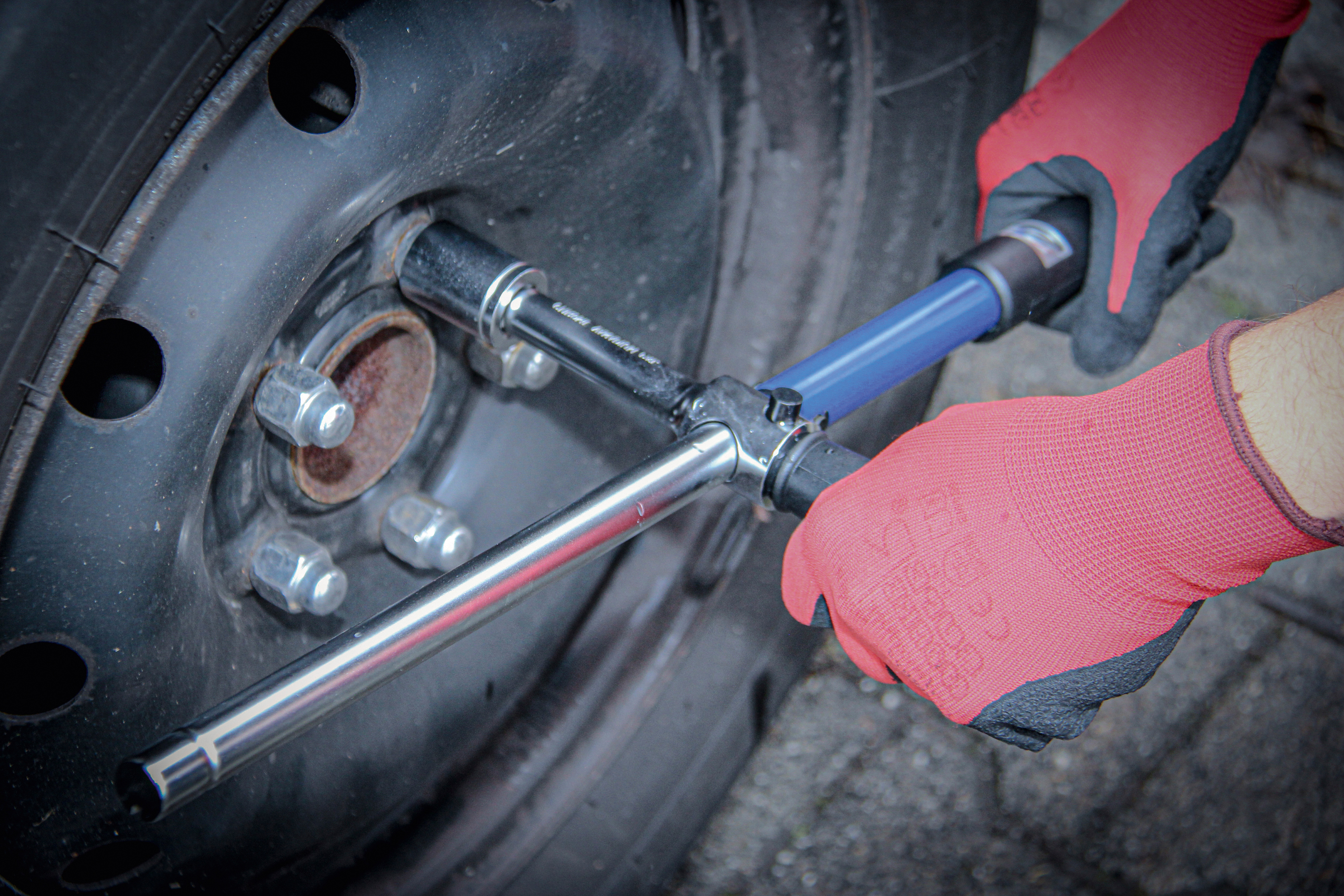 BGS Kreuz- / Drehmomentschlüssel | Abtrieb Außenvierkant 12,5 mm (1/2") | 70 - 170 Nm