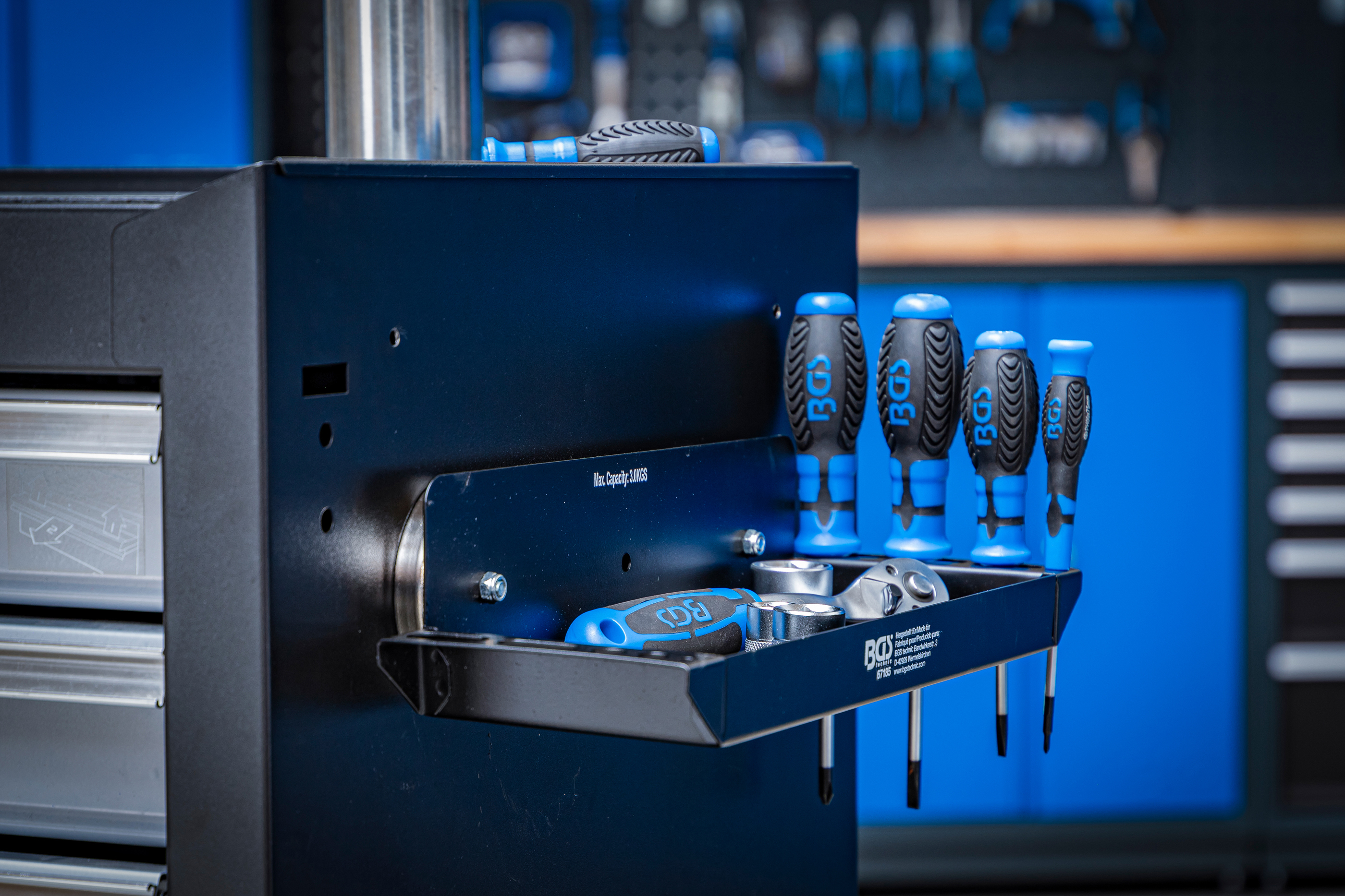 BGS Magnetische Ablageschale | mit seitlichem Schraubendreher-Halter