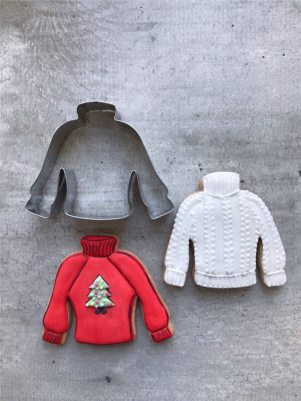 KENIAO Weihnachten Ausstechformen Set - 9 Stück - Weihnachtsbaum, Lebkuchenmann, Zuckerstange, Rentier, Glühlampe, Schneemann, Schneeflocke, Pullover 