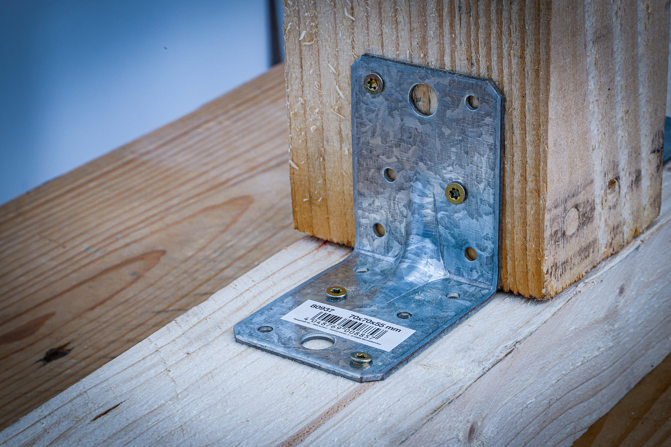 BGS Winkelverbinder | mit Sicke | 70 x 70 x 55 x 2,5 mm | Spar-Pack | 25 Stück